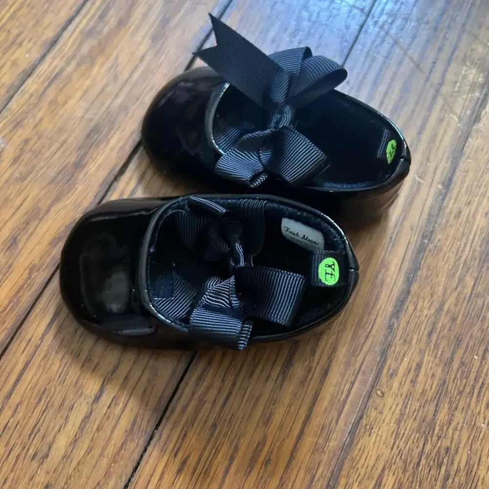 First Steps Baby Newborn 0-3 3-6 months Brown & Black Shoes 2 Pair Lot